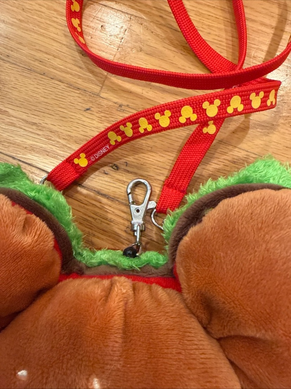 Tokyo Disney Hamburger Sling Coin Purse/Passholder - Picture 4 of 4